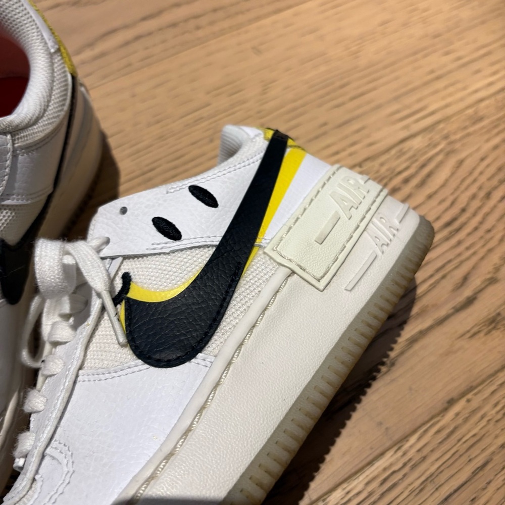 Nike Air Force 1 Shadow Smile Sneakers - 7.5 - Picture 3 of 16